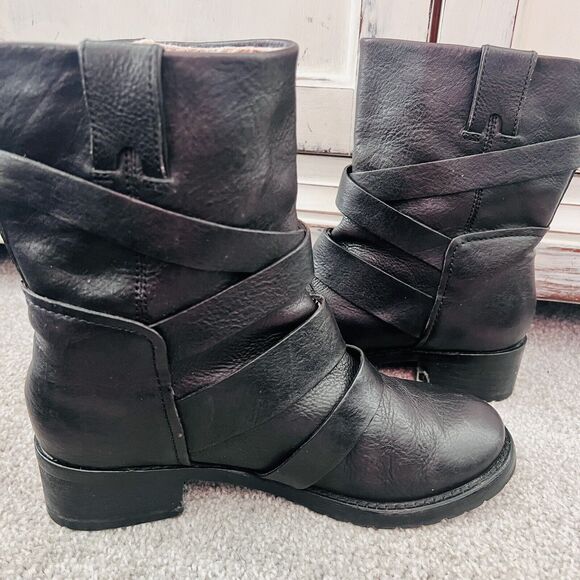 Lucky Brand Black Leather Buckled Harness Wooden Soled Riding Biker Moto Boots 8 - Picture 4 of 10